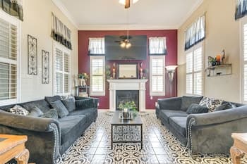 Golf, Fish & More: Cozy Safari Unit in Atwater!