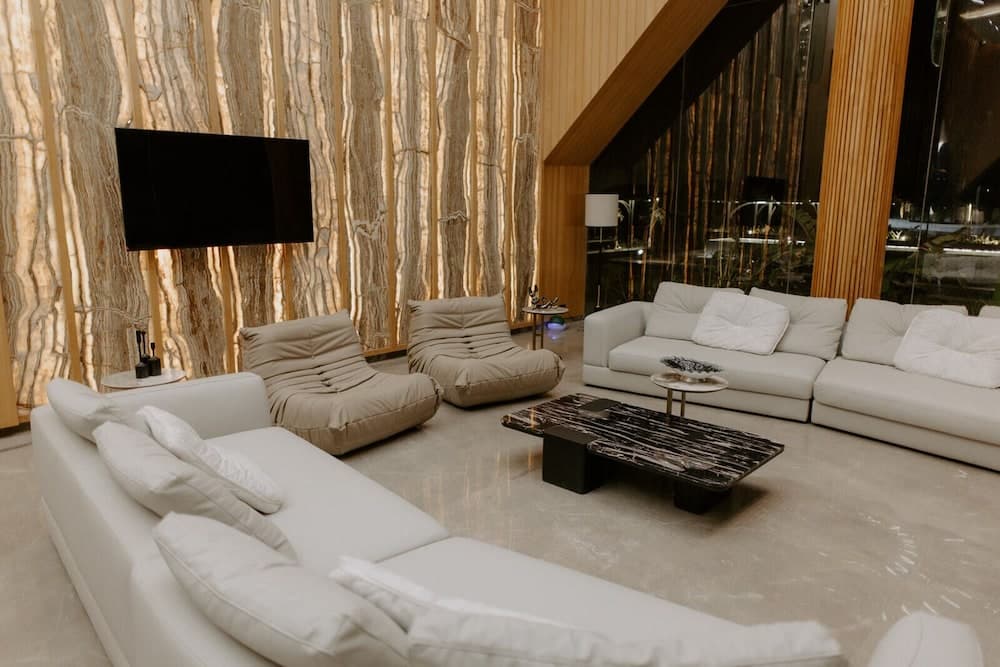 Floating deck resort