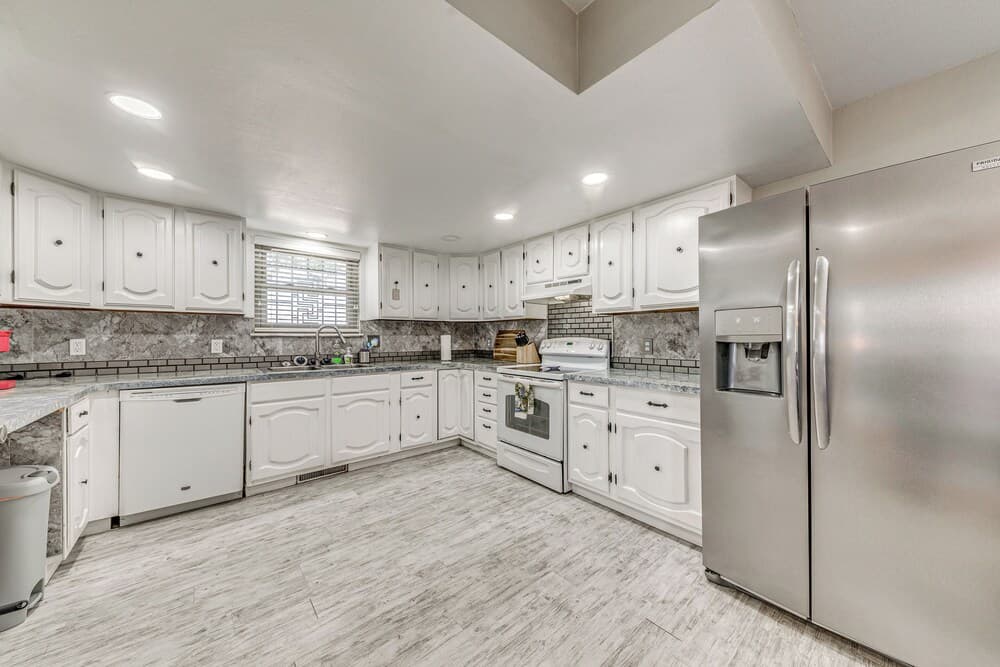 4 Mi to Museums: Roswell Getaway w/ Game Room!