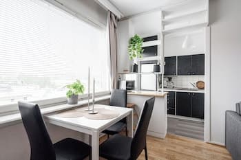 Comfy Studio Apt with Prime Location