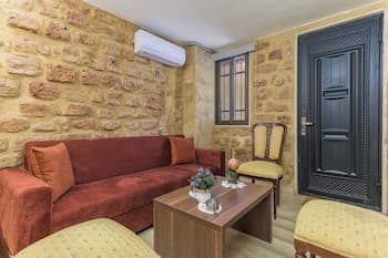 Casa Kik Apartments in Mina Tripoli