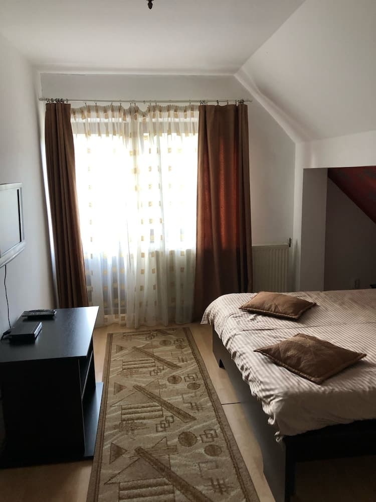 Pensiunea Brândușa