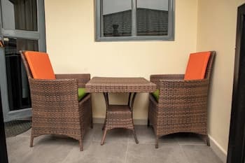 Lovana Apartments and Hotel