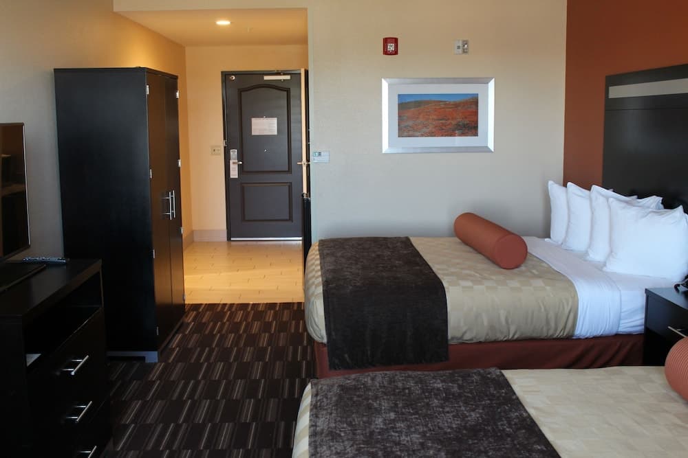 Wyndham Garden Lancaster CA