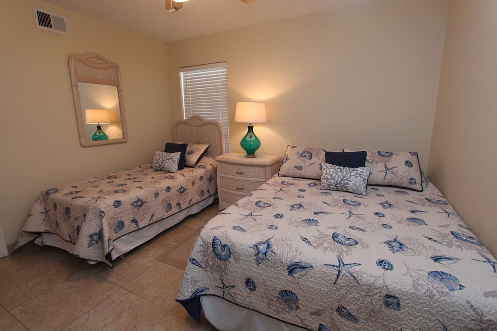 Seabreeze 1 Condominiums