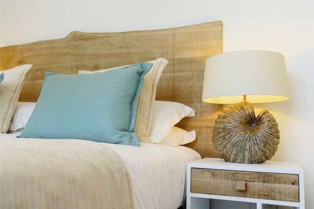 Myra Seafront Suites with Lov