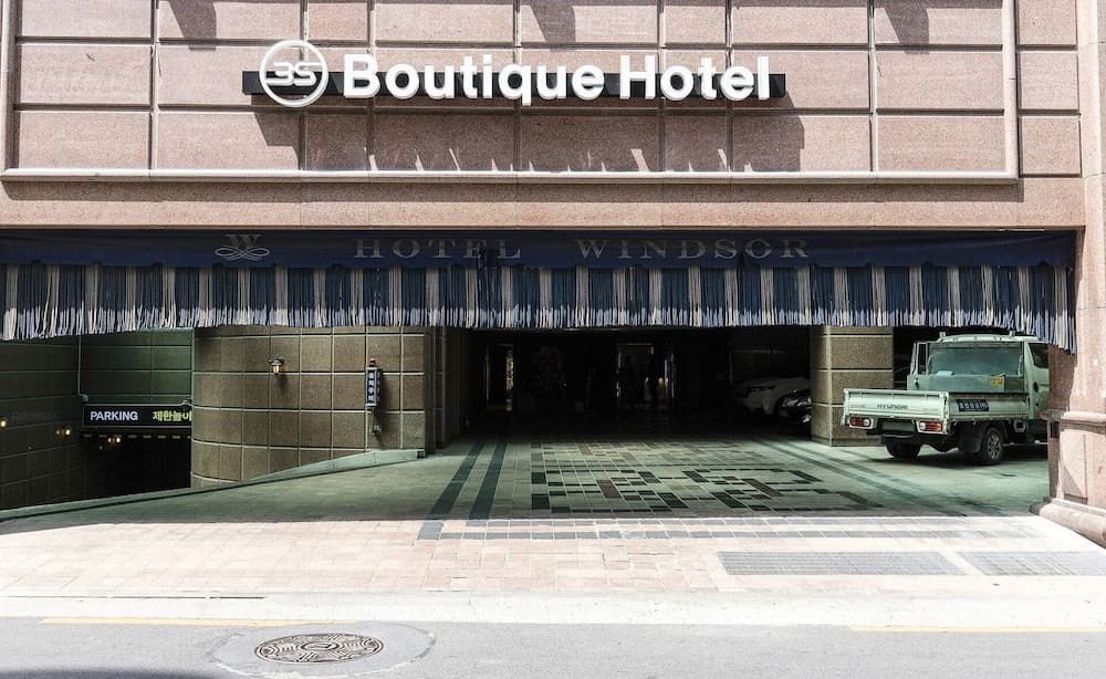 hotel image