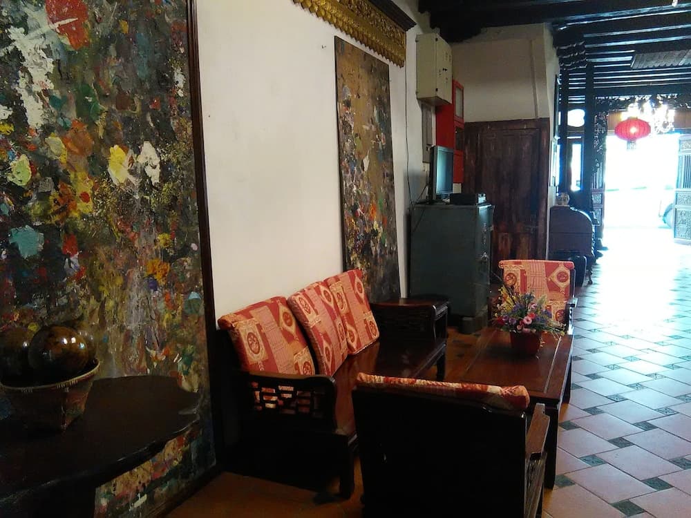 Kuching Waterfront  Lodge