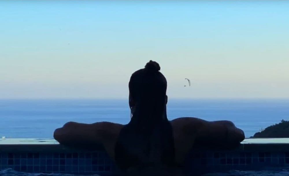 Manaspark Deluxe Hotel