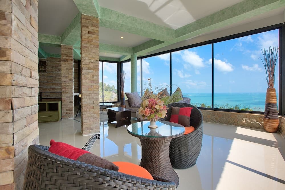 NB Sunrise Mountain Villa