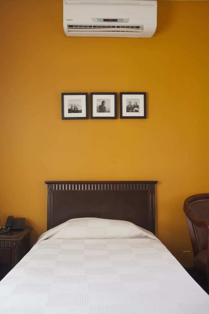 The Yellow House B&B