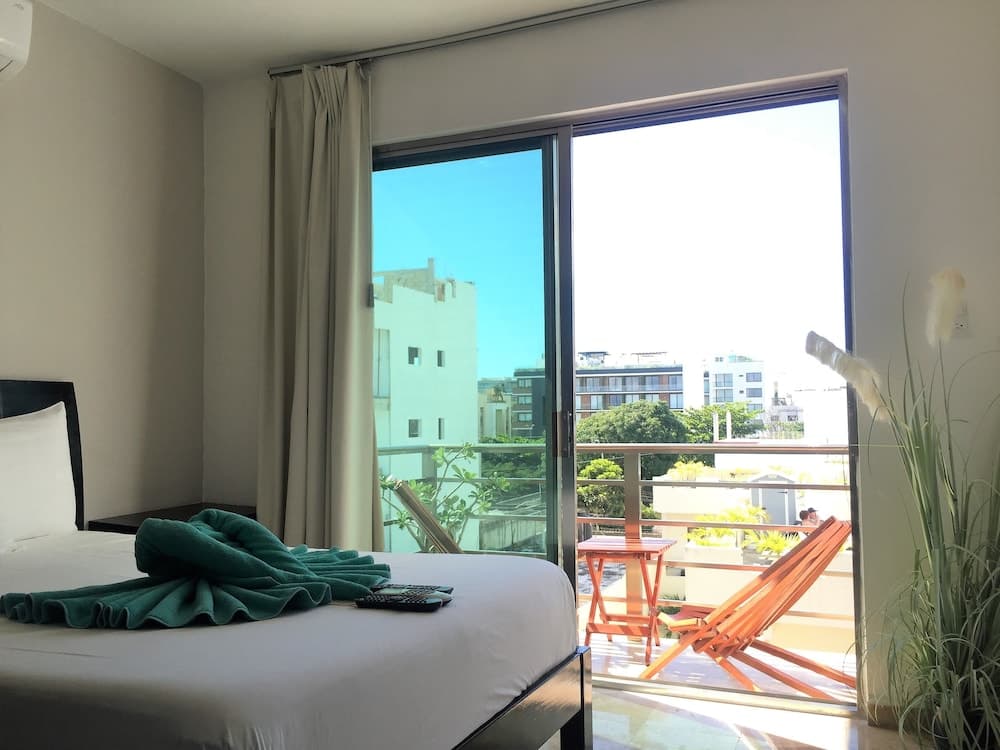 Coral Blue Beach Condo