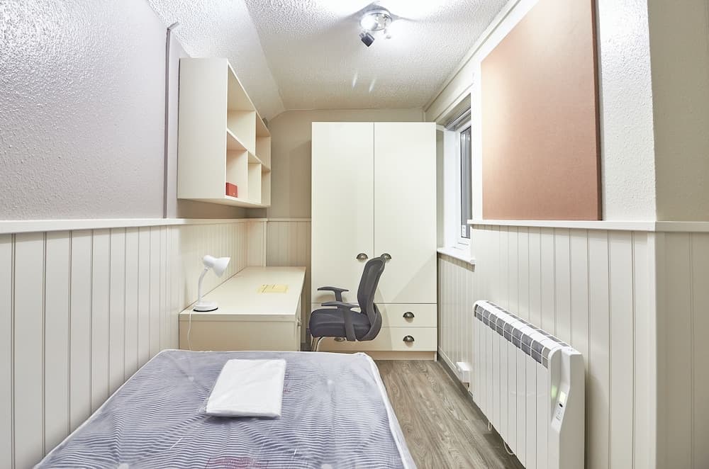 Destiny Student Meadow Court - Campus Accommodation