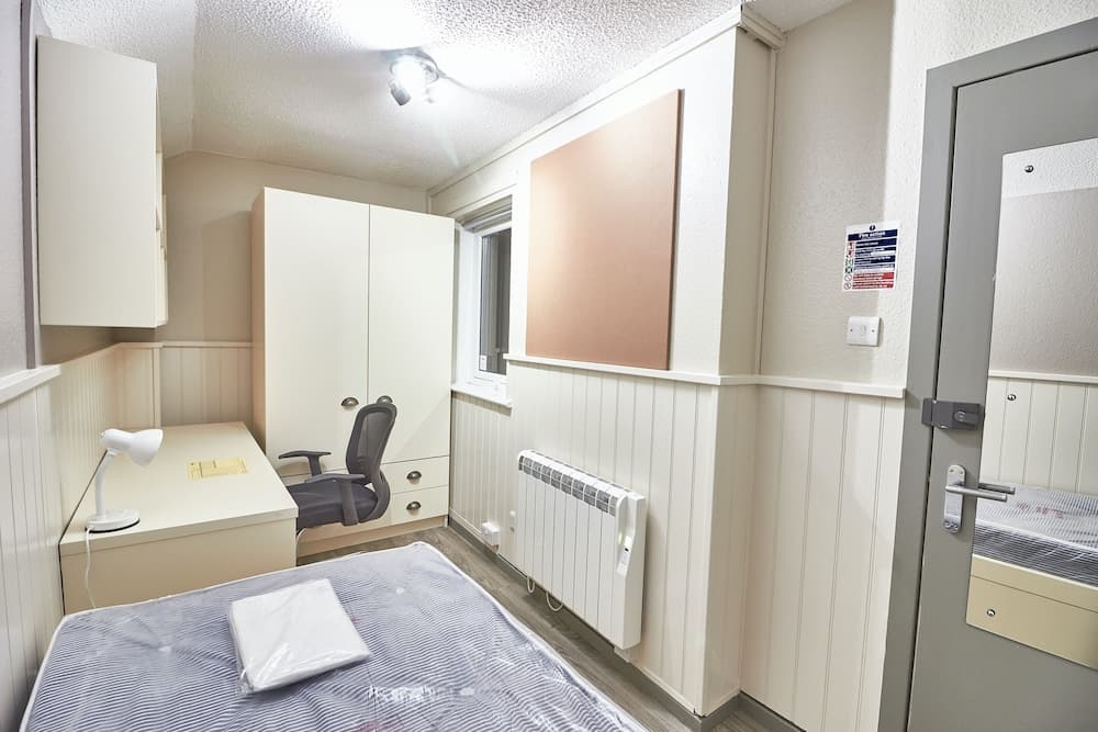 Destiny Student Meadow Court - Campus Accommodation