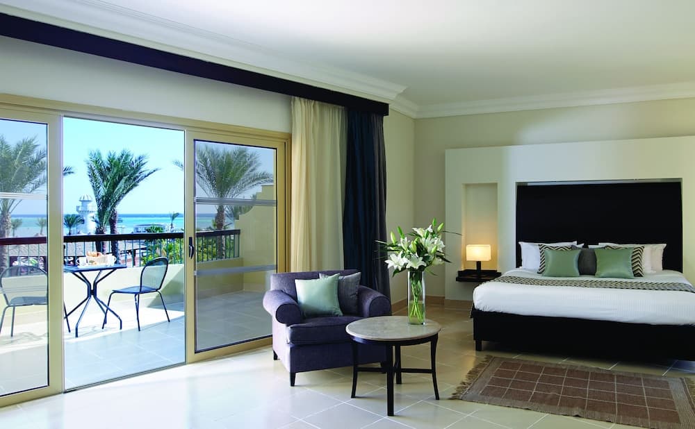 Coral sea Holiday Resort & Aqua park