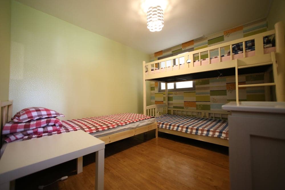 Housetay Guesthouse 3nd Branch