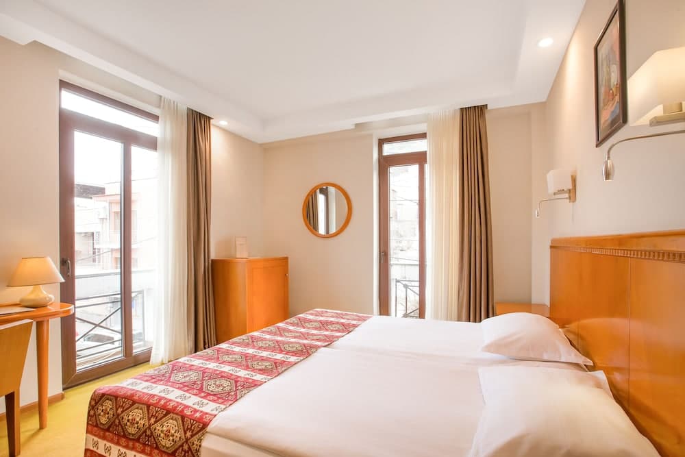 Urban Boutique Hotel