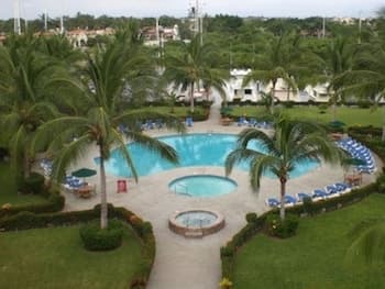 Unlimited Luxury Villas - Gran Marina Condo