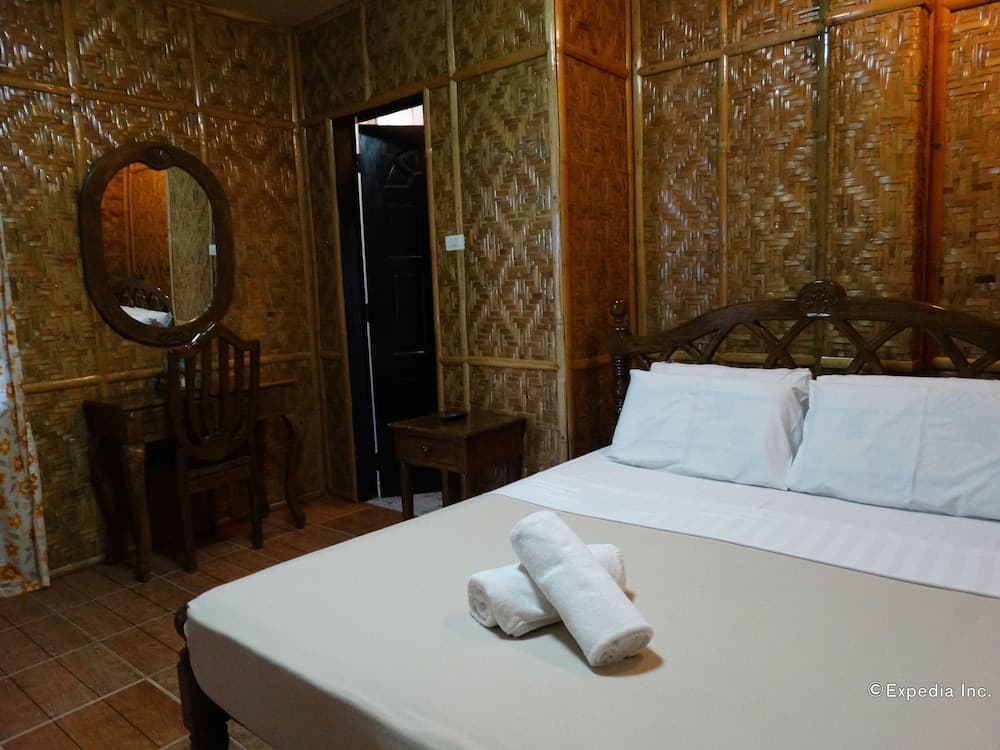 Alona Tropical Beach Resort