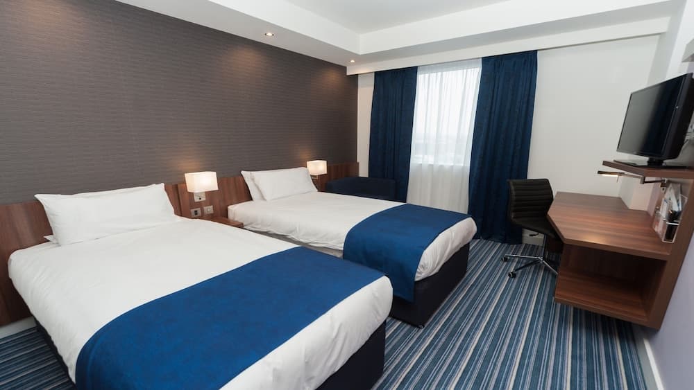 Holiday Inn Express Aberdeen Airport by IHG