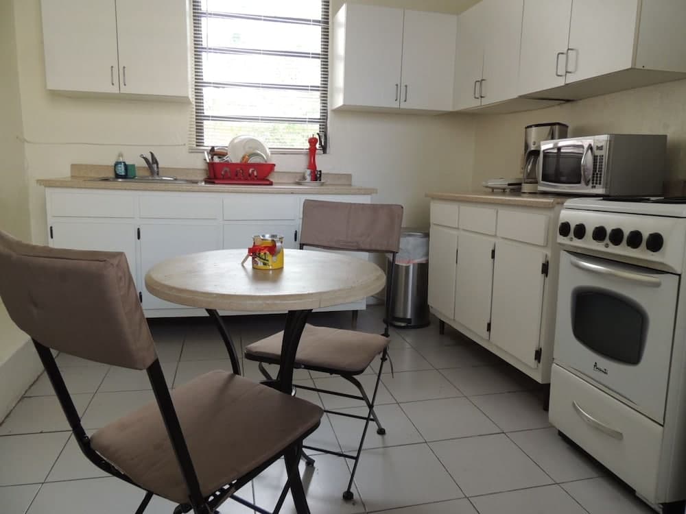 ZleepAway - Condado 63