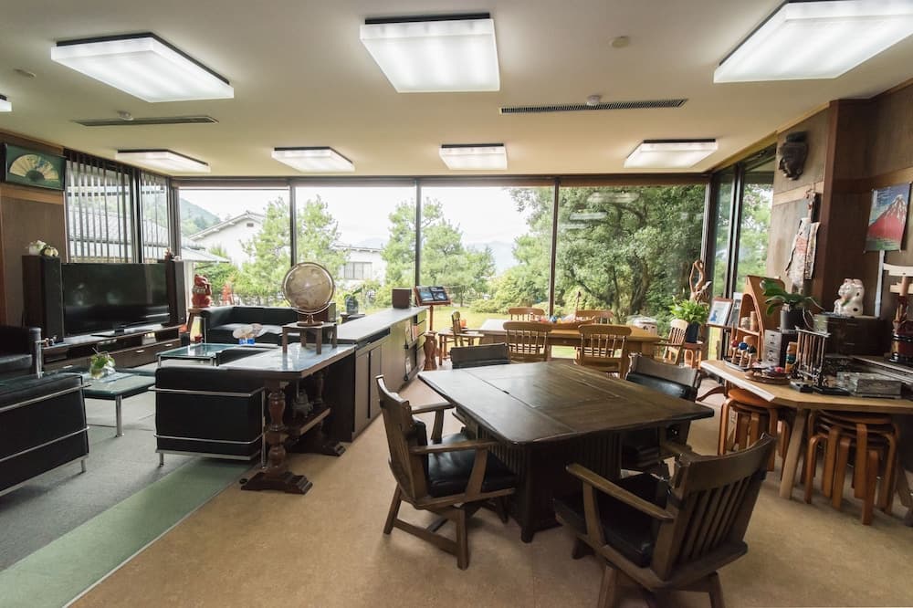 Miyajima Guest House Mikuniya - Hostel