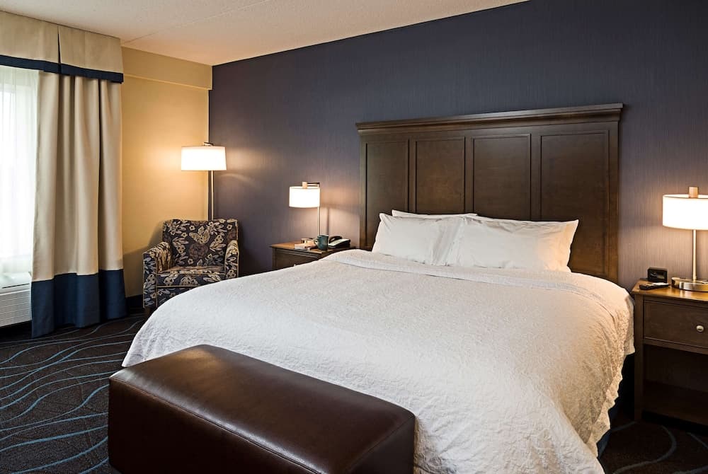 Hampton Inn by Hilton Ottawa Airport, ON, CN