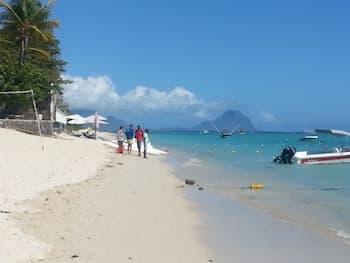 Sunset Beach Apartment