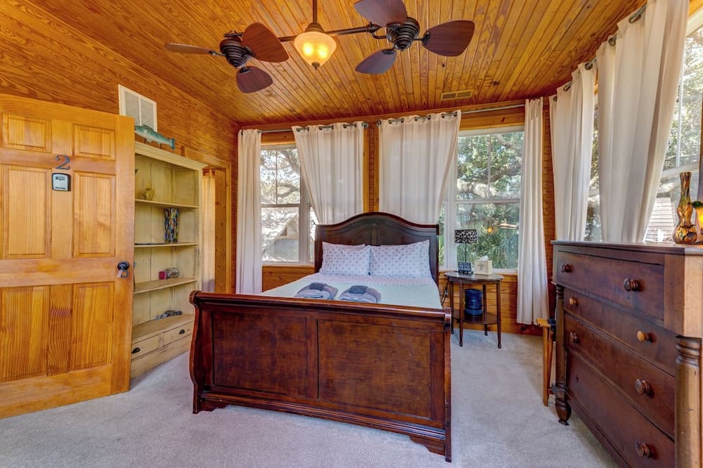 Beachside Boutique Inn