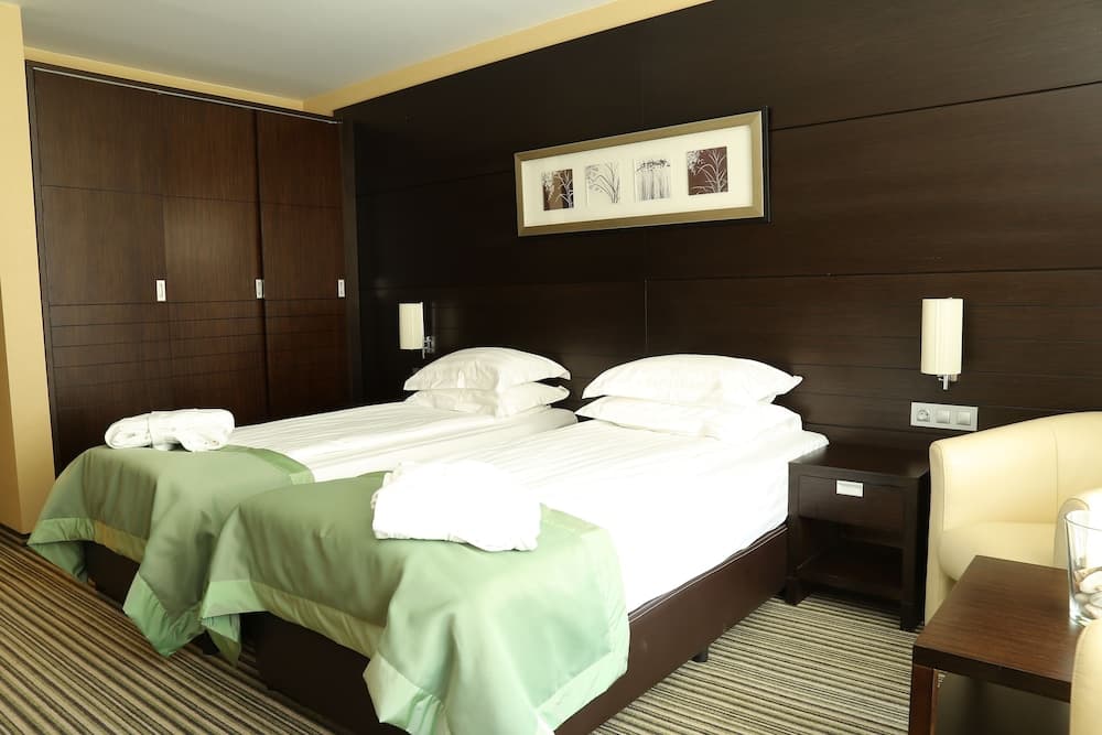 Best Western Plus Olives City Hotel