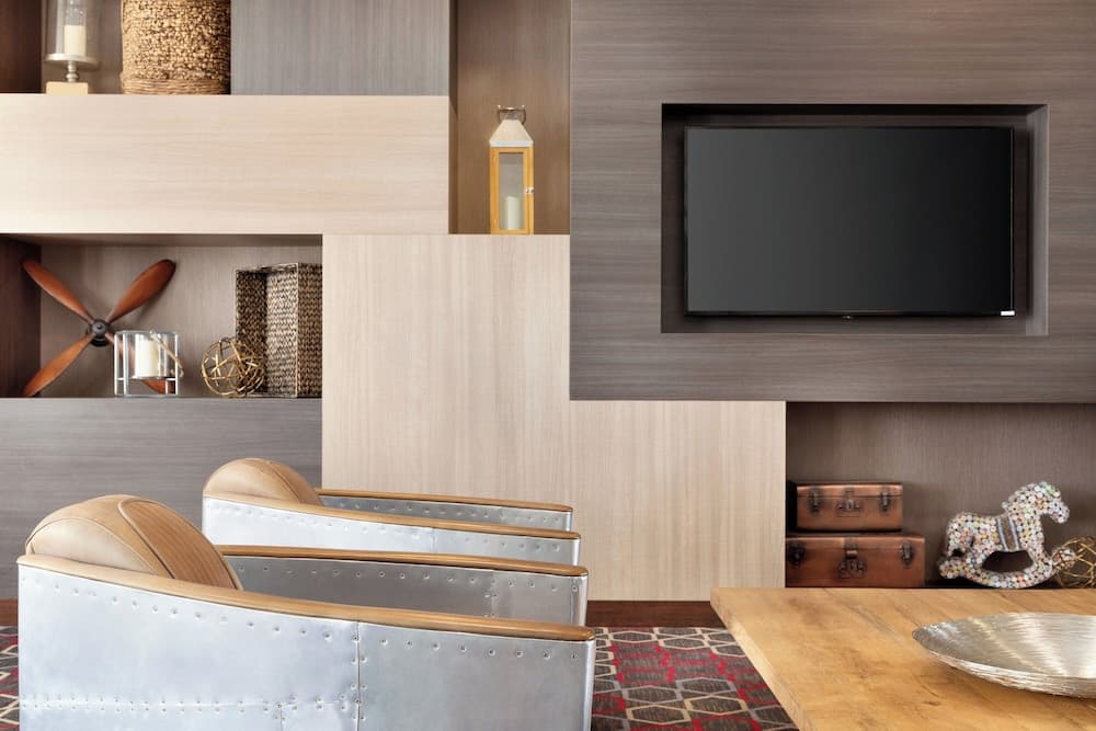 Four Points by Sheraton Fargo Medical Center