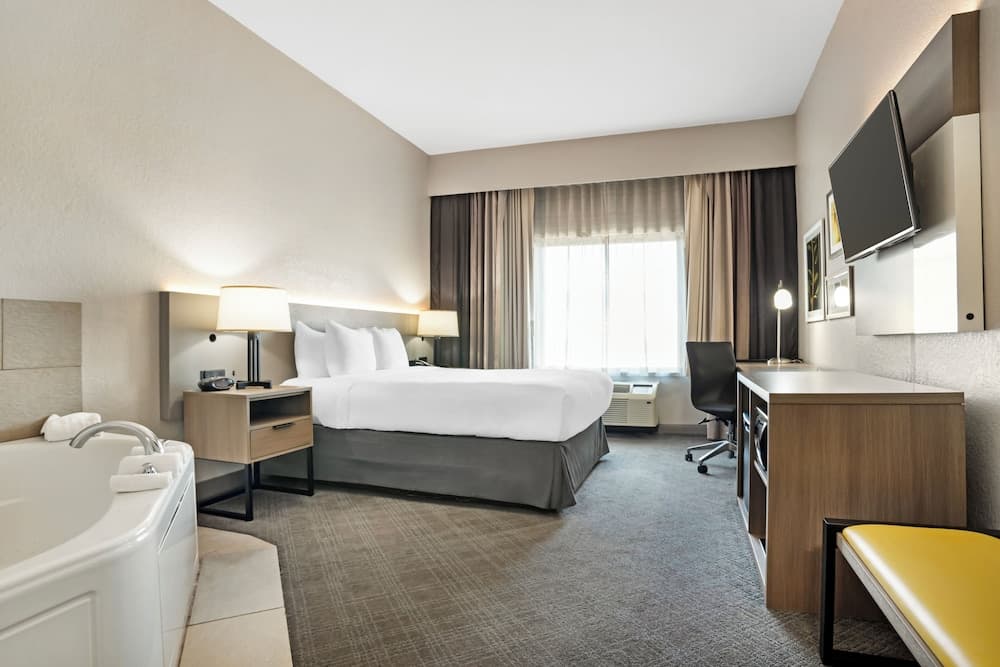 Comfort Inn & Suites Slidell - New Orleans Area