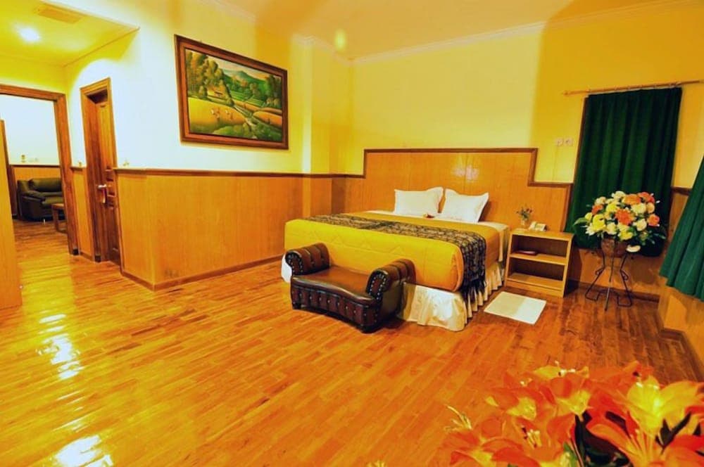 Sylvia Hotel Maumere