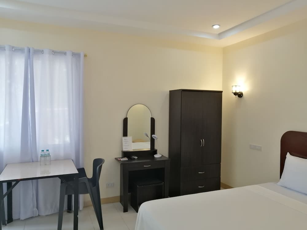 Almira Diving Resort