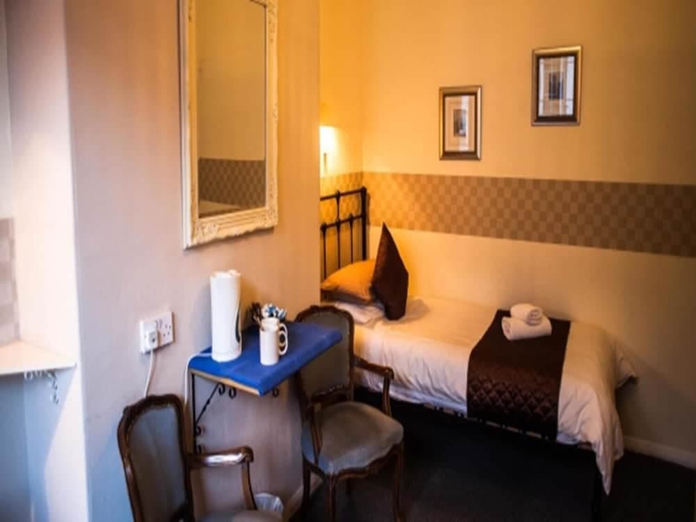 Queen Anne's Guest House