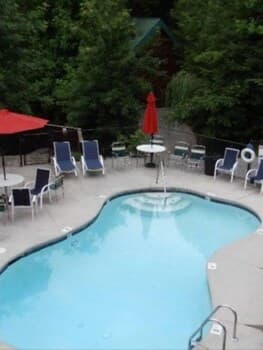 Mountain Shadow Resort