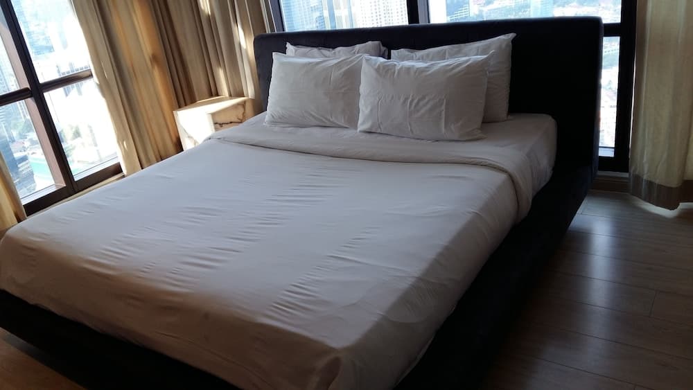 FNF Service Suites At Times Square