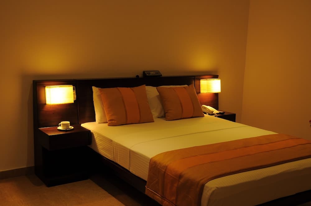 Oak Ray Regency Hotel