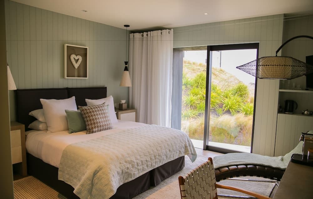 Kinloch Manor & Villas