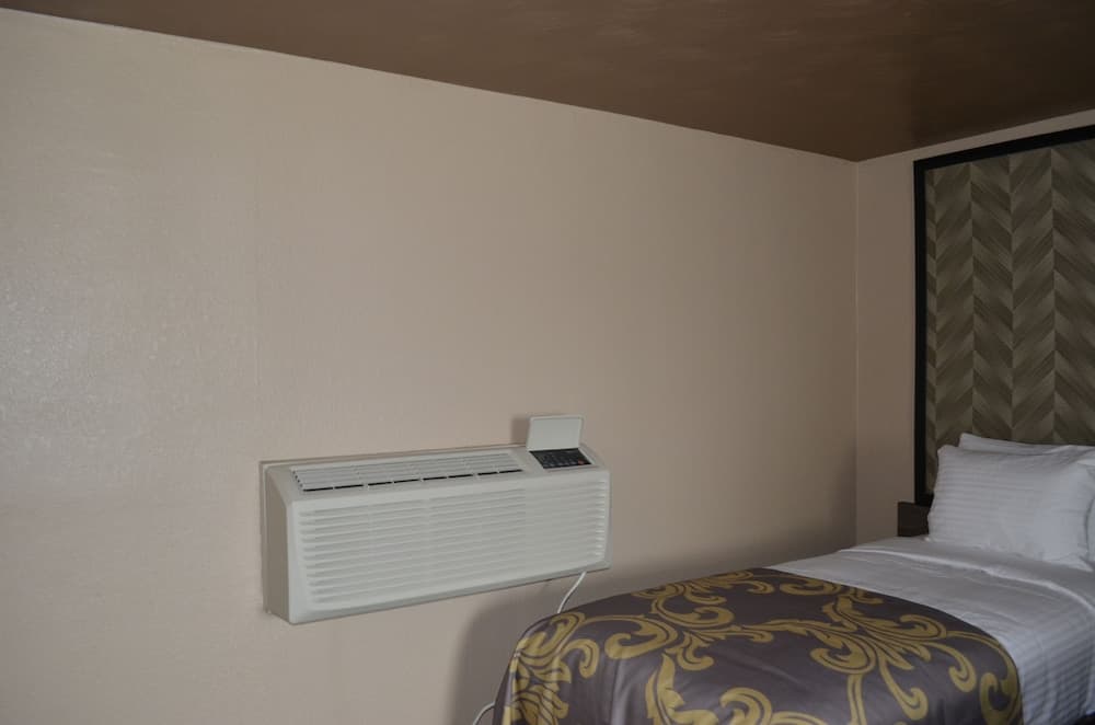 AArya Hotel By Niagara Fashion Outlets