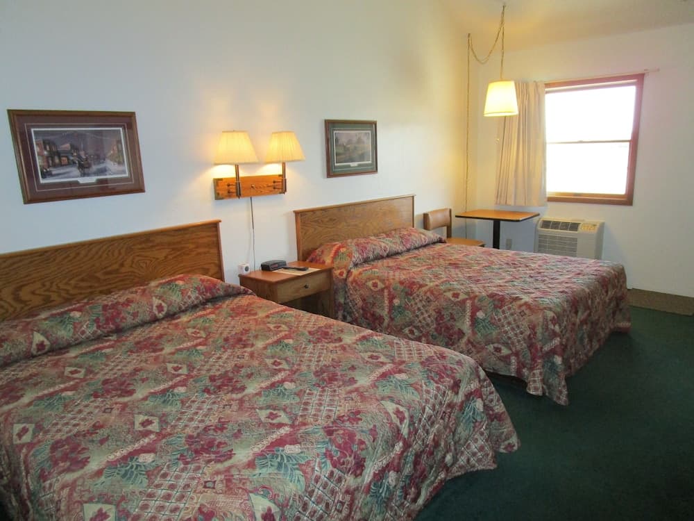 Dakota Country Inn & Suites