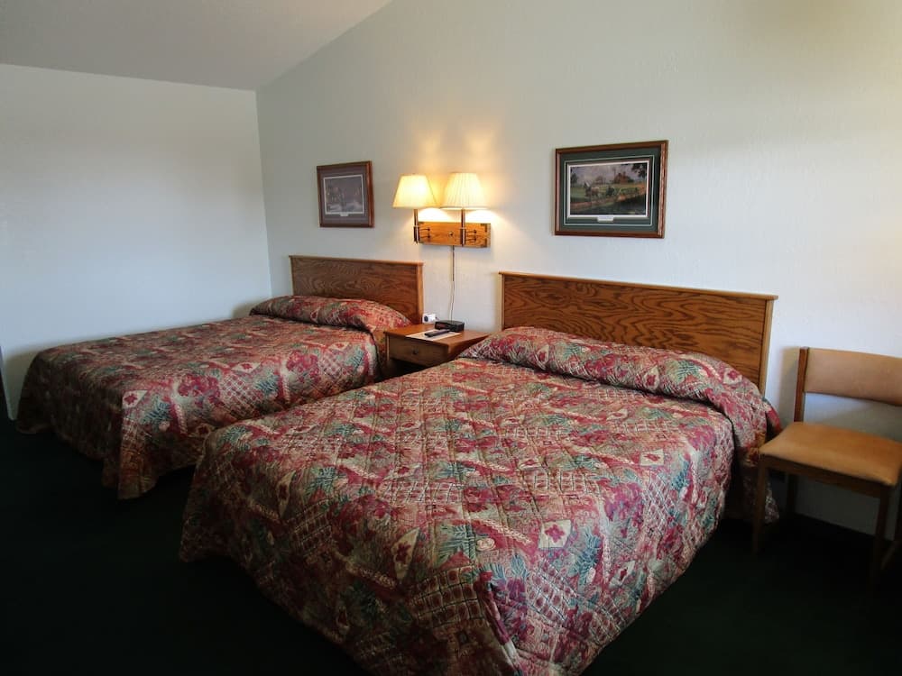Dakota Country Inn & Suites