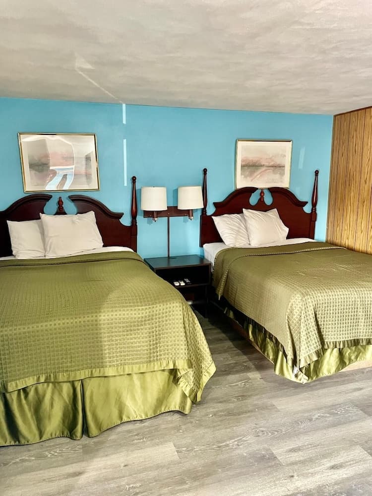 Traveler's Inn Motel