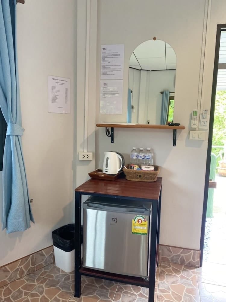 Khao Sok Jungle Huts