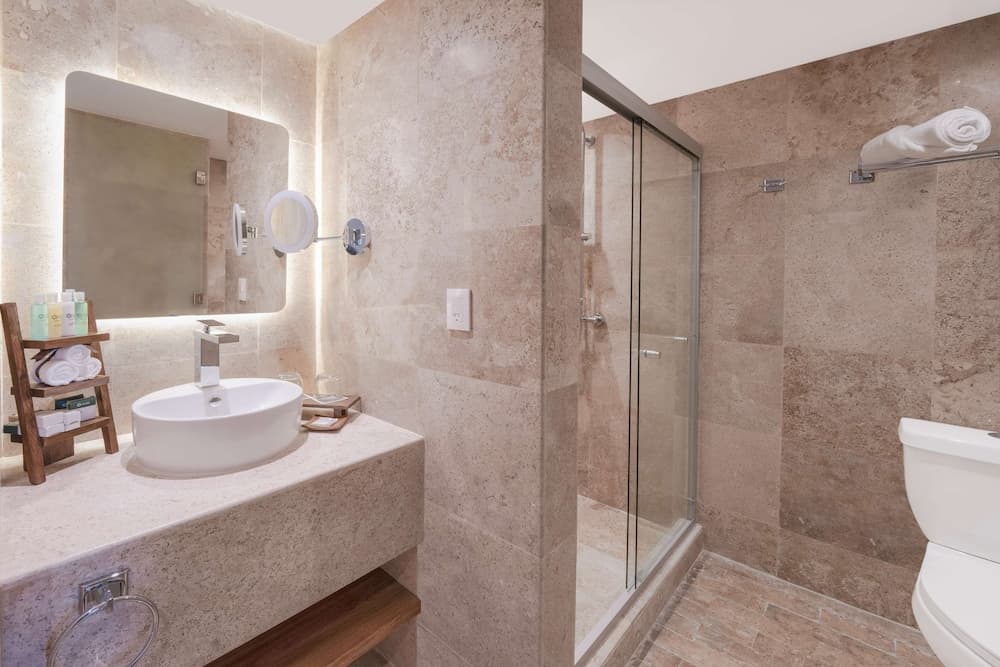 Oh! Cancun The Urban Oasis & Beach Club