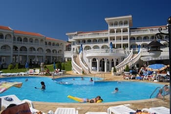 Lazur Holiday Apartments