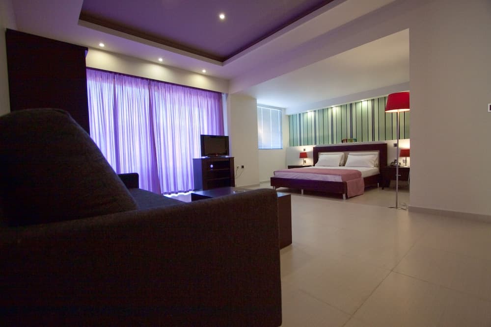 Delfinia Resort Hotel