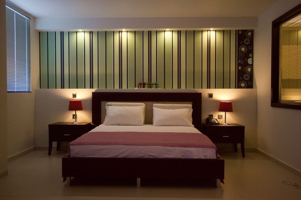 Delfinia Resort Hotel