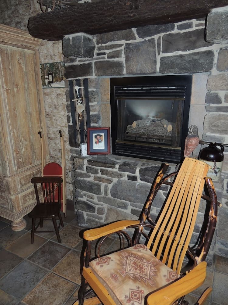 Historic Farnsworth House Inn