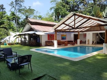 Bugabutik Hotel Resort